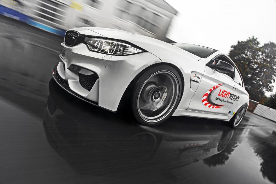  BMW M4 Coupe by Lightweight 2014 года  (фото 13 из 22)